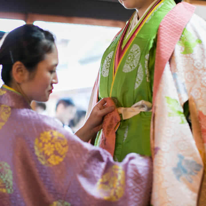 東玉の雛人形｜伝統美を彩る洗練の色「人形師：東之華」のお雛様