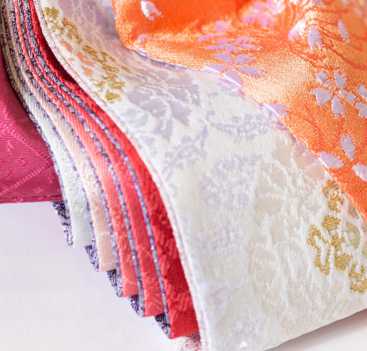 東玉の雛人形｜伝統美を彩る洗練の色「人形師：東之華」のお雛様