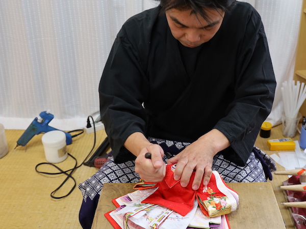 人形師に訊く～着付師・飯塚孝祥（いいづかこうしょう）さん～