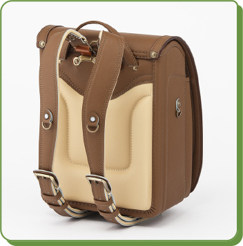 鞄工房山本 「軽い」だけでなく、「軽く感じる」工夫