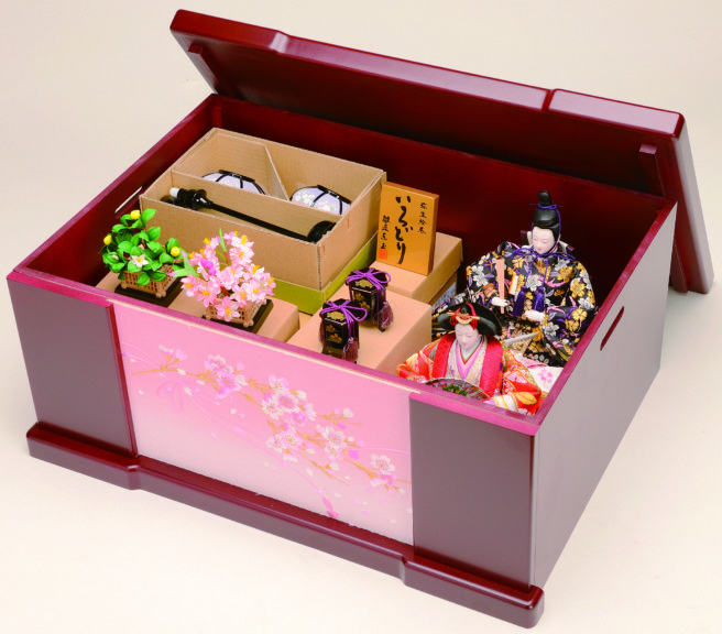 お雛様　収納 三段 五人飾り　中古　送料負担します！ お雛様 収納 三段 五人飾り 中古 送料負担します！ 雛人形を手放す時に「