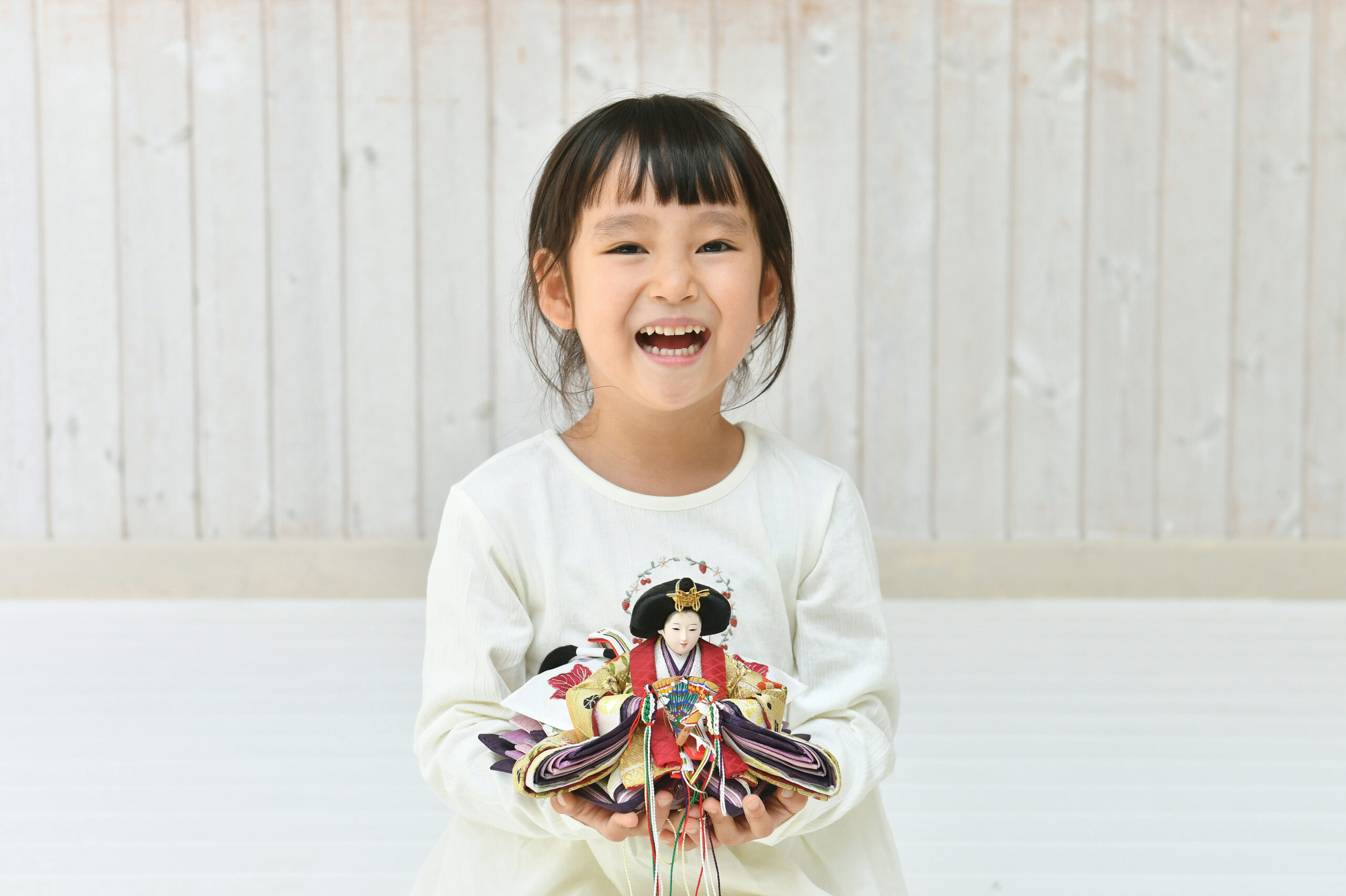 雛人形を飾った様子