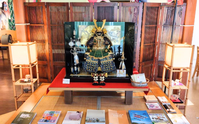 【藤沢店】週末は藤沢店へ！五月人形・ランドセルで賑わっています。